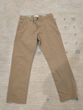 Men's Straight-Fit Chino Pants in Tan